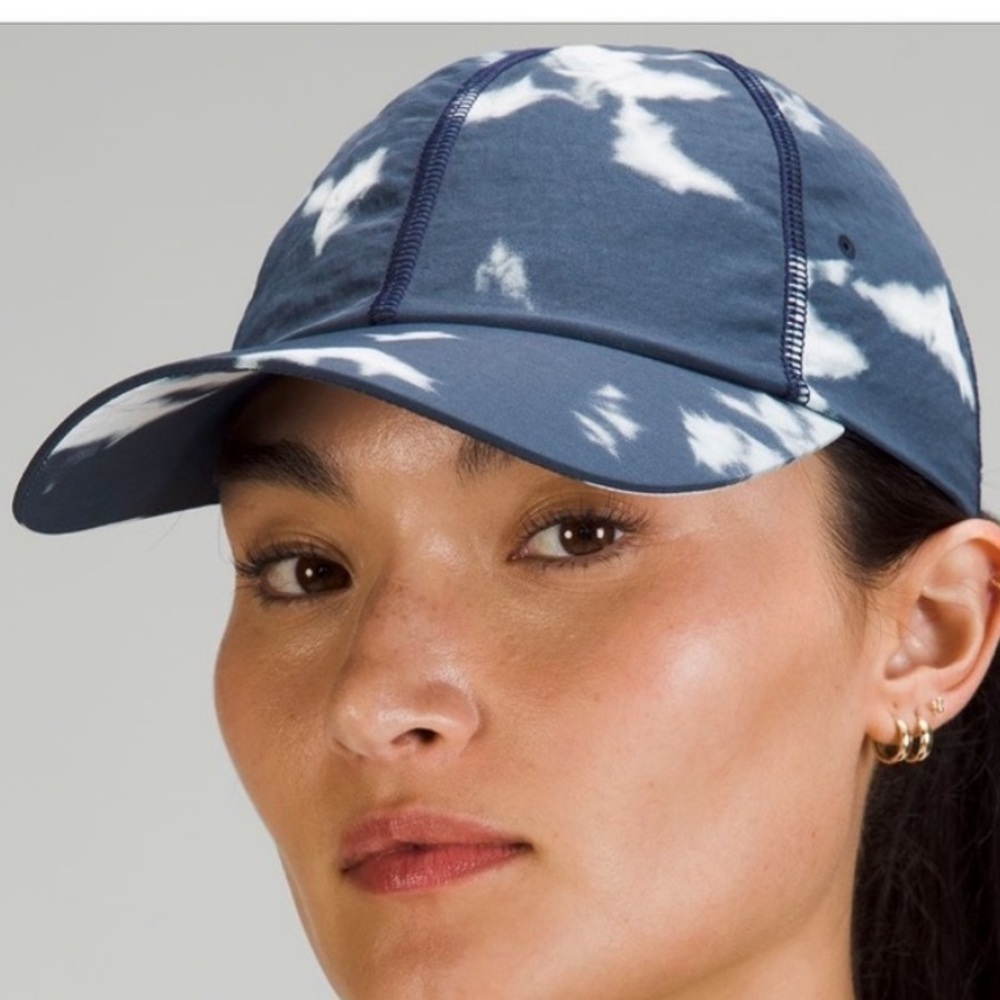 NEW! Lululemon Blue Tie Dye Baller Performance Baseball Hat